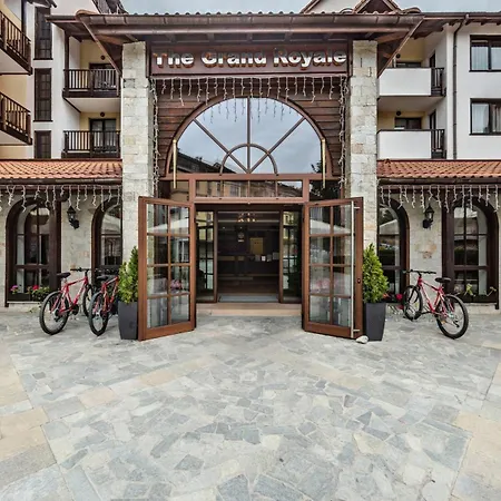 Grand Royale Complex & アパートホテル