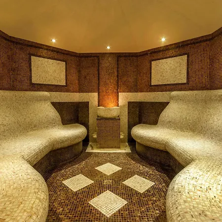 アパートホテル Grand Royale Complex & 4*