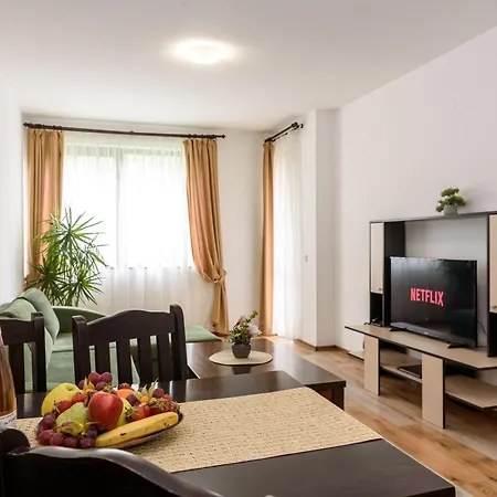 アパートホテル Grand Royale Complex &