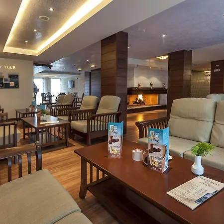 アパートホテル Grand Royale Complex & 4*