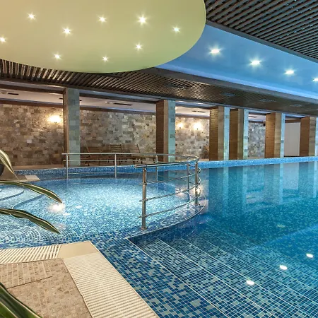 アパートホテル Grand Royale Complex & 4*