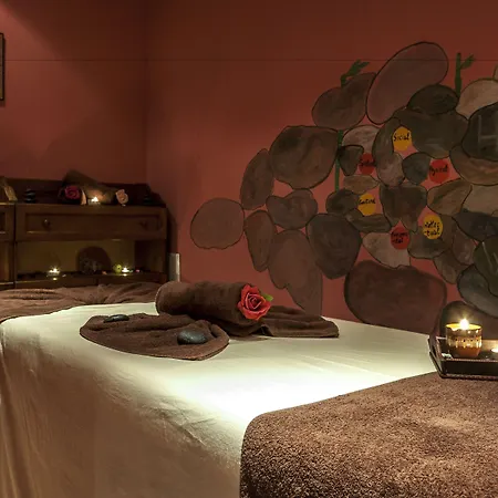 アパートホテル Grand Royale Complex & バンスコ