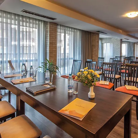 Grand Royale Complex & Hotel de apartamente