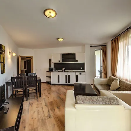 아파트호텔 그랜드 로열 콤플렉스&스파 반스코