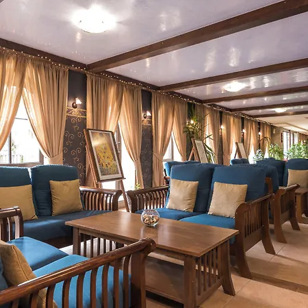 מלון דירות Grand Royale Complex & בנסקו