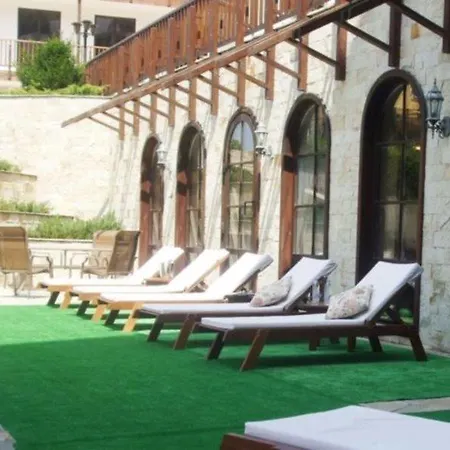 Grand Royale Complex & Aparthotel