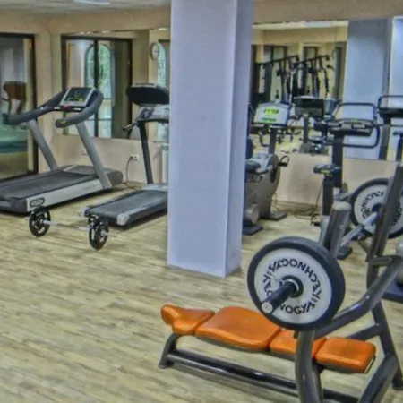 Grand Royale Complex & 4*