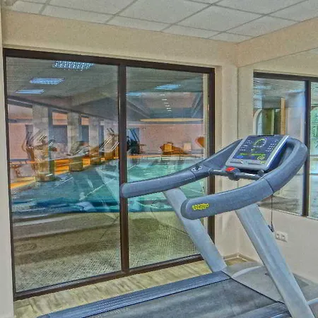 Grand Royale Complex & Aparthotel 4*