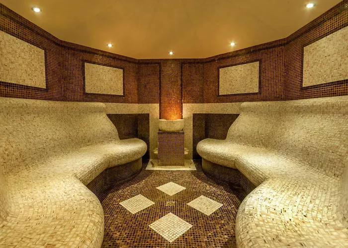 Апартхотел гранд рояле апартаментен комплекс&спа 4*