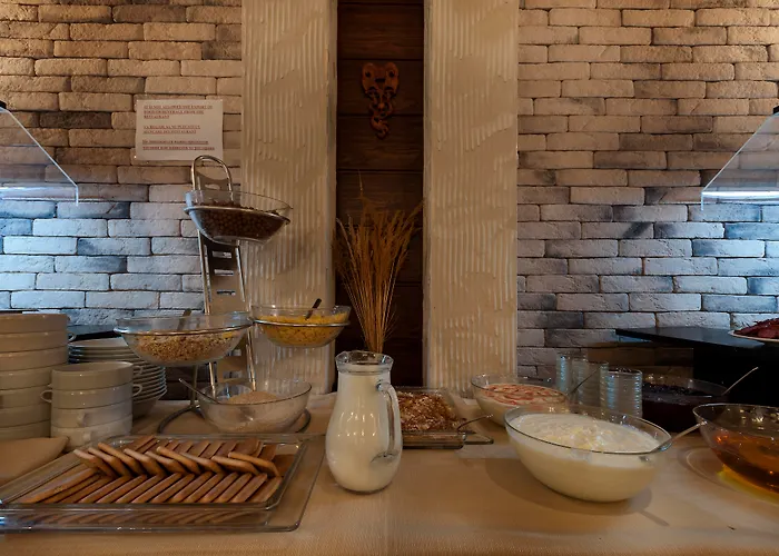 гранд рояле апартаментен комплекс&спа 4* Банско