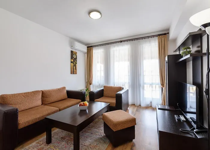 מלון דירות Grand Royale Complex & בנסקו