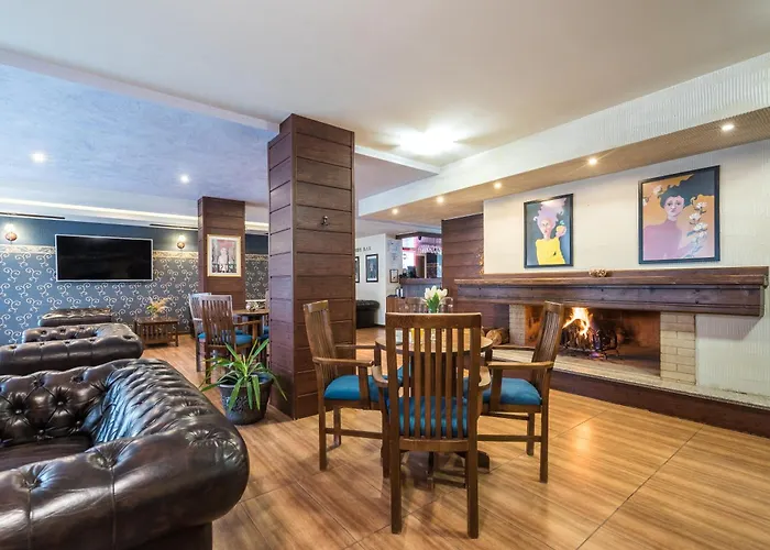 Grand Royale Complex & 4* בנסקו