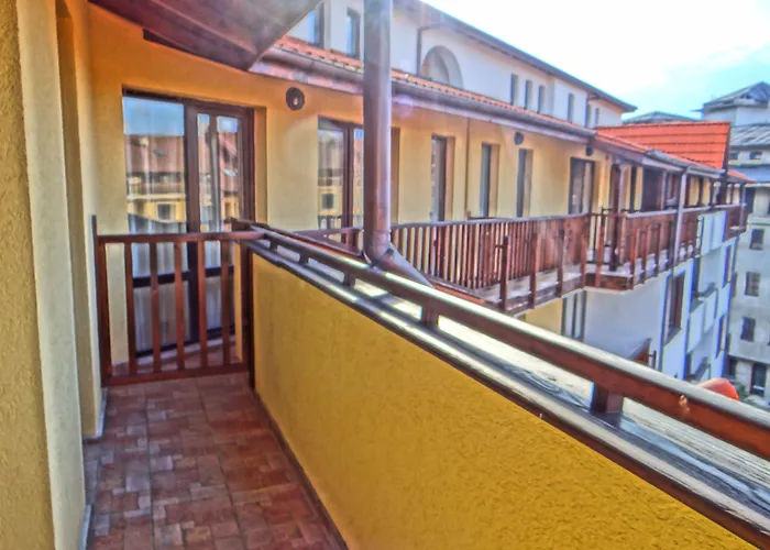 Hotel de apartamente Grand Royale Complex & 4*