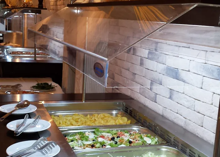 гранд рояле апартаментен комплекс&спа 4*