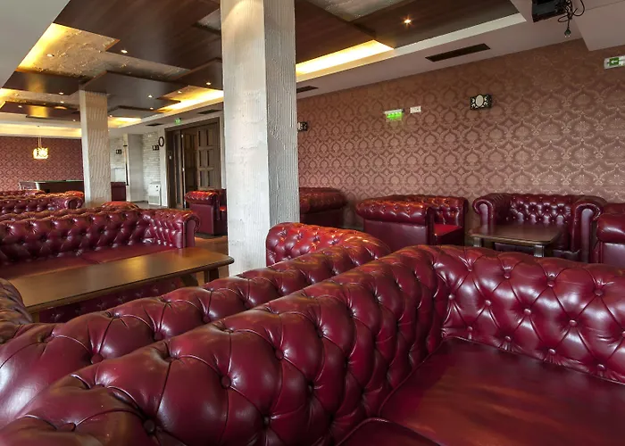 Grand Royale Complex & מלון דירות 4*